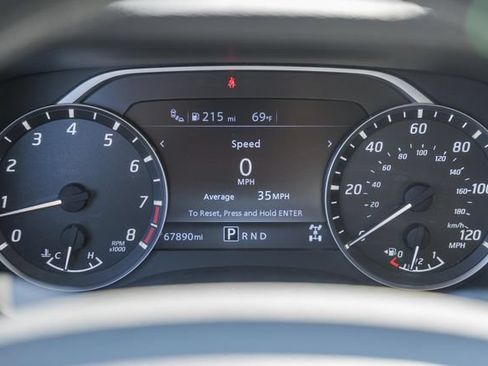 Used 2022 Nissan Frontier SV AWD/4WD image 47