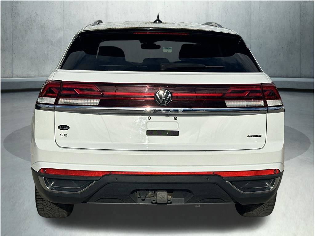 Used 2024 Volkswagen Atlas Cross Sport SE AWD/4WD image 4