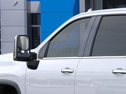 New 2026 Chevrolet Silverado 3500 High Country w/ Technology Package AWD/4WD image 13