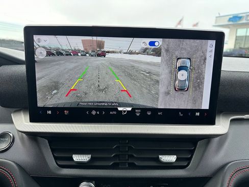 Used 2025 Ford Explorer ST-Line image 33