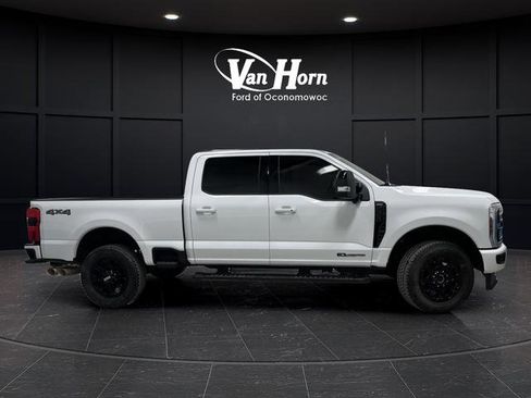 Used 2025 Ford F350 Lariat w/ Black Appearance Package image 2