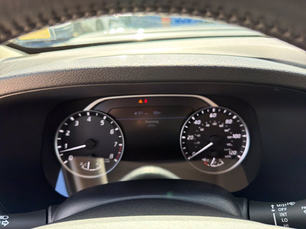 Used 2024 Nissan Frontier SV RWD image 21