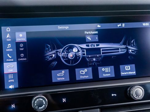 Used 2024 Porsche Macan GTS image 51