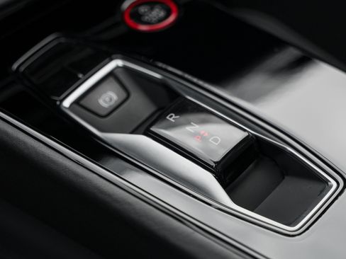 Used 2023 Audi e-tron GT Premium Plus AWD/4WD image 9