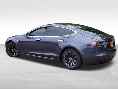 Used 2020 Tesla Model S Long Range Plus AWD/4WD image 8