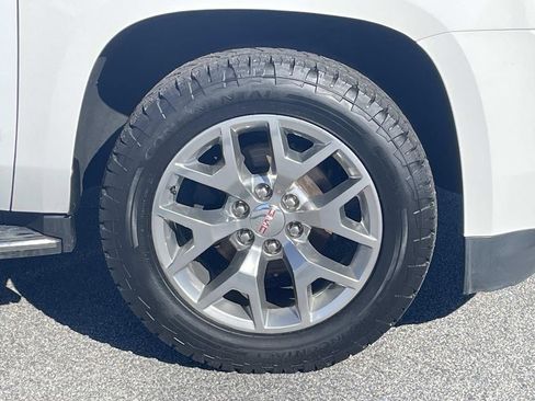 Used 2019 GMC Yukon SLE image 10