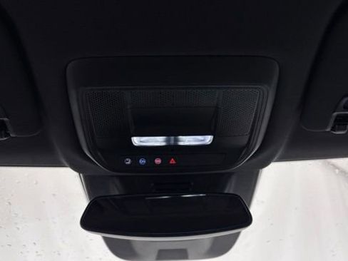 New 2026 Chevrolet Equinox EV LT image 43