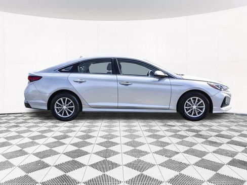 Used 2018 Hyundai Sonata SE FWD image 9