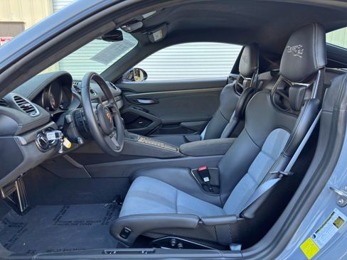 Used 2025 Porsche 718 Cayman GT4 RS w/ Weissach Package RWD image 15