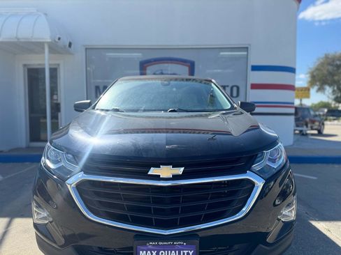 Used 2020 Chevrolet Equinox LS w/ LS Convenience Package image 9