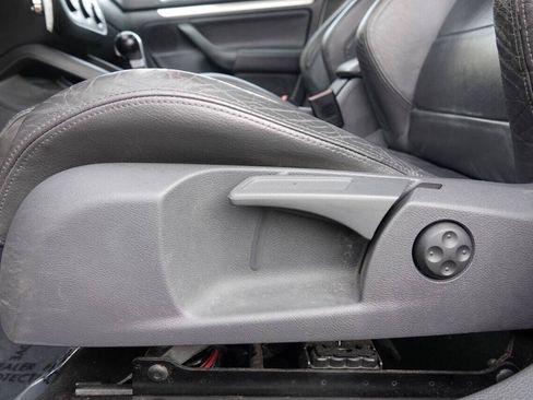 Used 2007 Volkswagen GTI 4-Door FWD image 52