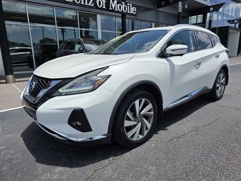 Used 2019 Nissan Murano SL w/ SL Technology Package FWD image 2