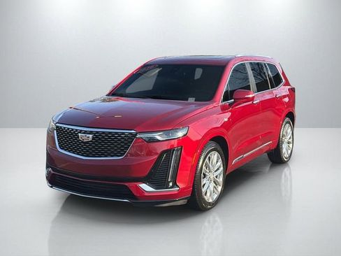 Used 2020 Cadillac XT6 Premium Luxury image 3