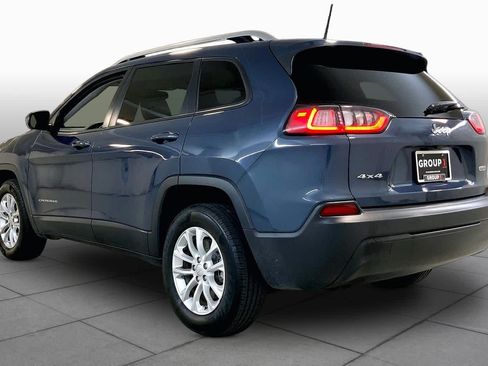 Used 2020 Jeep Cherokee Latitude w/ Cold Weather Group AWD/4WD image 11