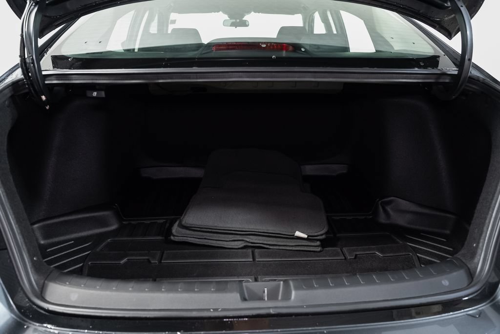 Used 2024 Honda Civic LX image 39