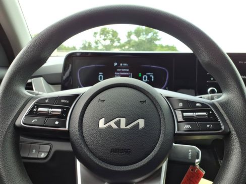 Used 2026 Kia Seltos LX AWD/4WD image 25