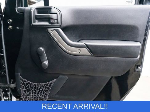 Used 2017 Jeep Wrangler Unlimited Sport w/ Connectivity Group image 24