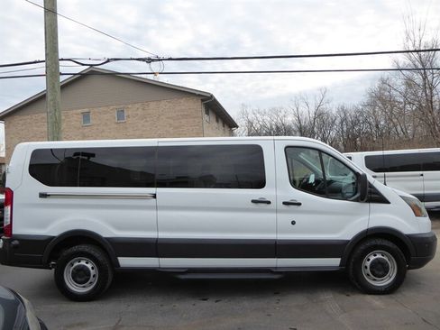 Used 2015 Ford Transit 350 XL image 8