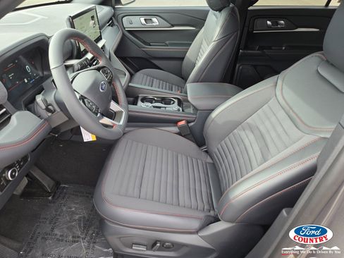 New 2026 Ford Explorer ST-Line w/ ST-Line Street Pack image 6
