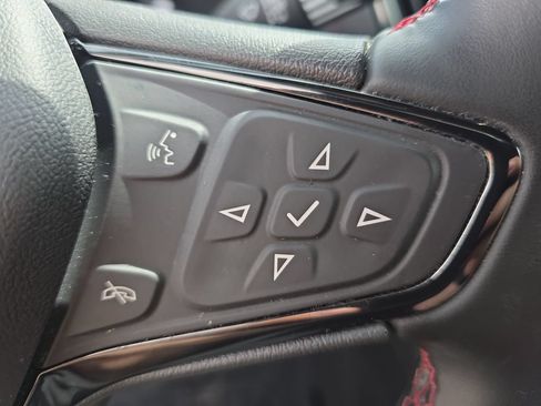 Certified 2023 Chevrolet Equinox RS w/ LPO, Floor Liner Package AWD/4WD image 20