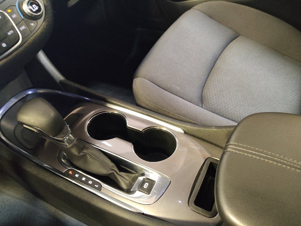 Used 2023 Chevrolet Malibu LT FWD image 26