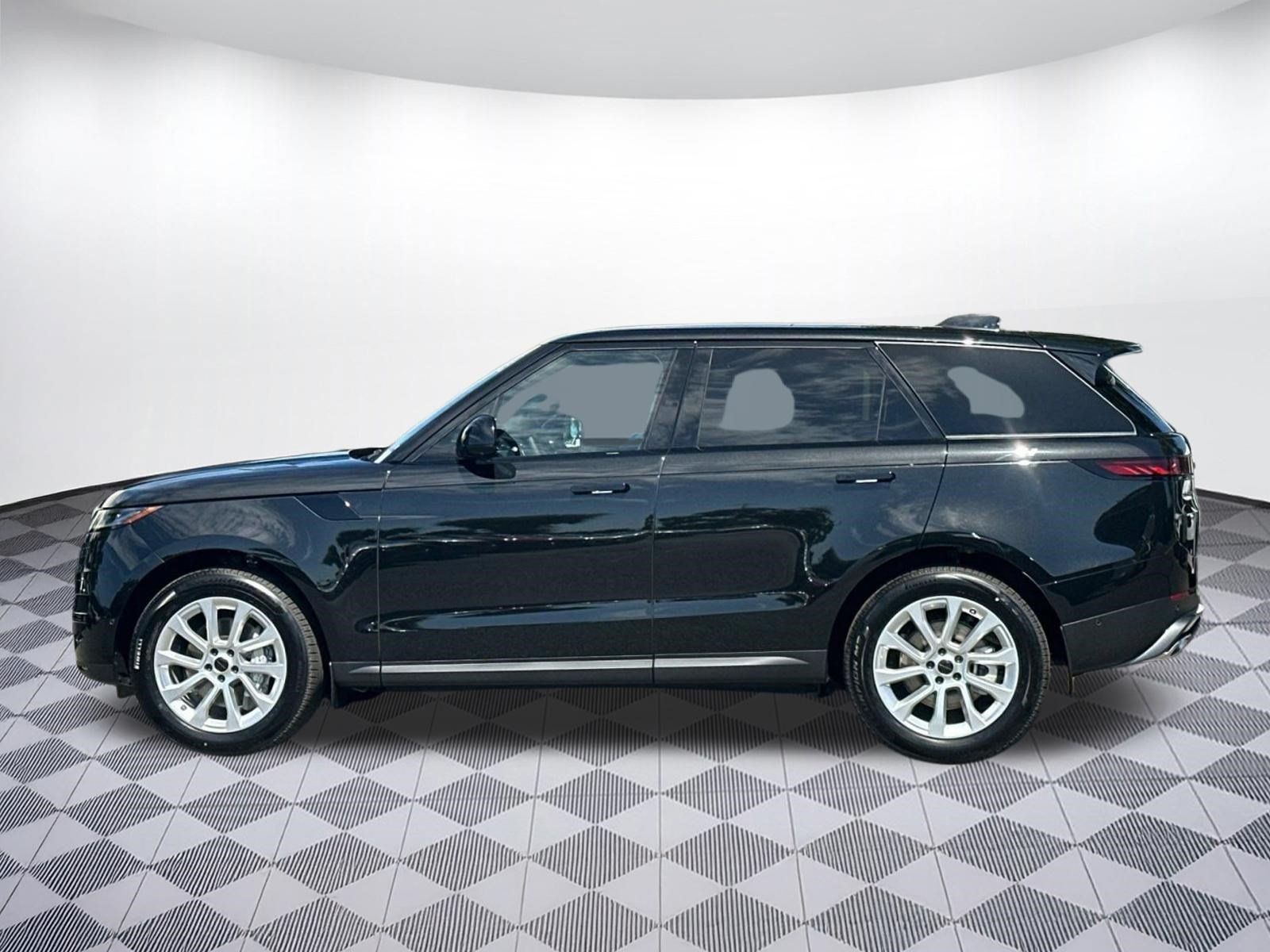 New 2026 Land Rover Range Rover Sport SE AWD/4WD image 2