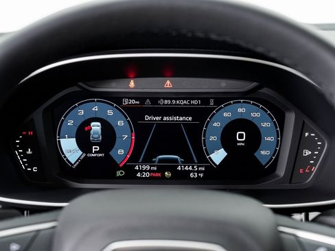 Used 2024 Audi Q3 2.0T Premium w/ Convenience Package image 14