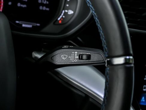 Used 2021 Lamborghini Urus AWD/4WD image 33