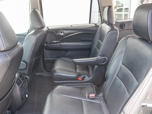 Used 2019 Honda Pilot Elite image 26
