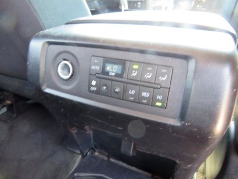 Used 2014 Toyota Sequoia SR5 w/ Sport Appearance Package image 29