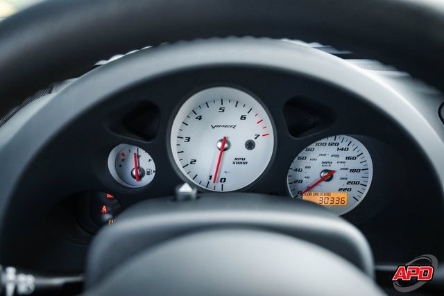Used 2009 Dodge Viper ACR RWD image 9