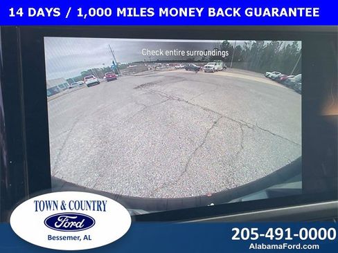 Used 2025 Jeep Wrangler Sahara image 24