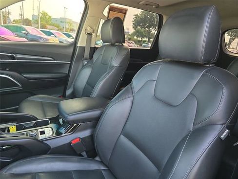 Used 2021 Kia Telluride S AWD/4WD image 14