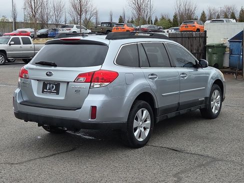 Used 2012 Subaru Outback 2.5i Limited w/ Moonroof Pkg image 5