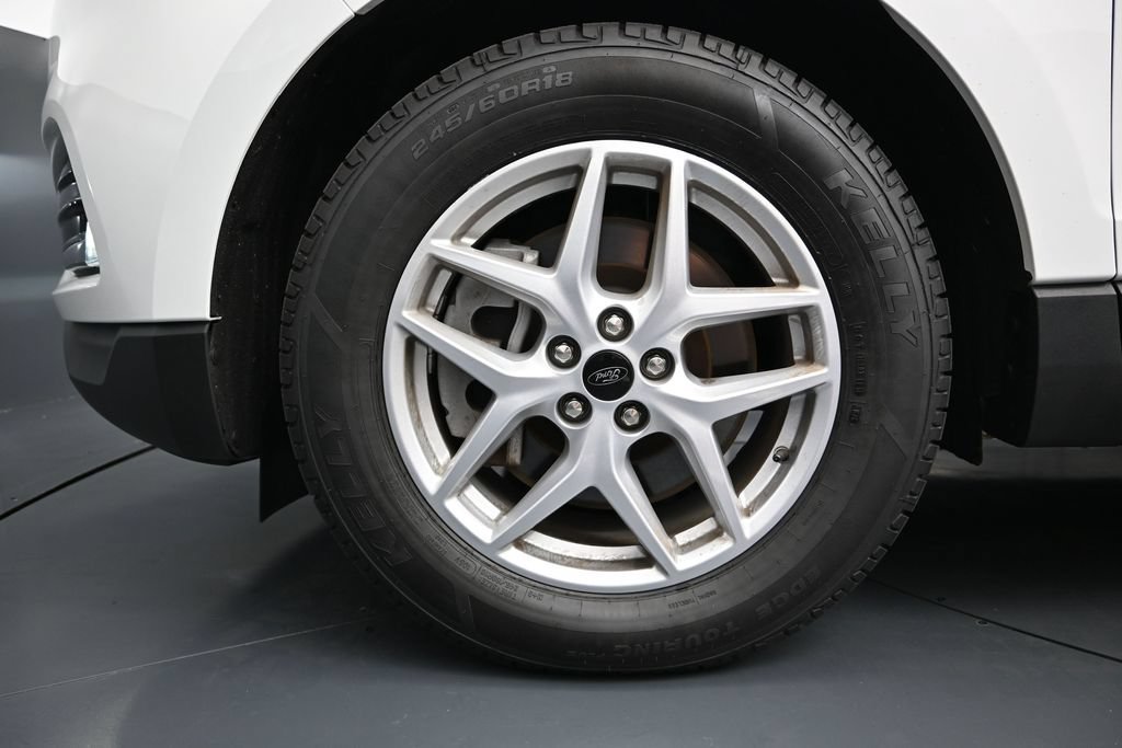 Used 2024 Ford Edge SEL w/ Convenience Package AWD/4WD image 16