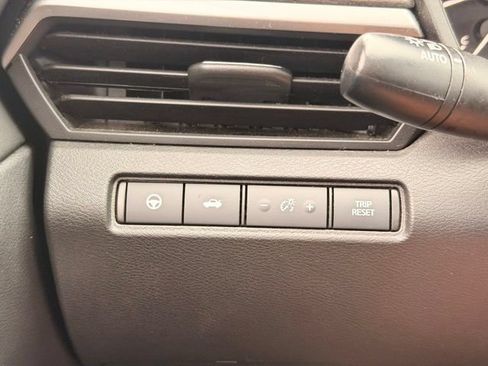 Used 2023 Nissan Altima 2.5 SL FWD image 28