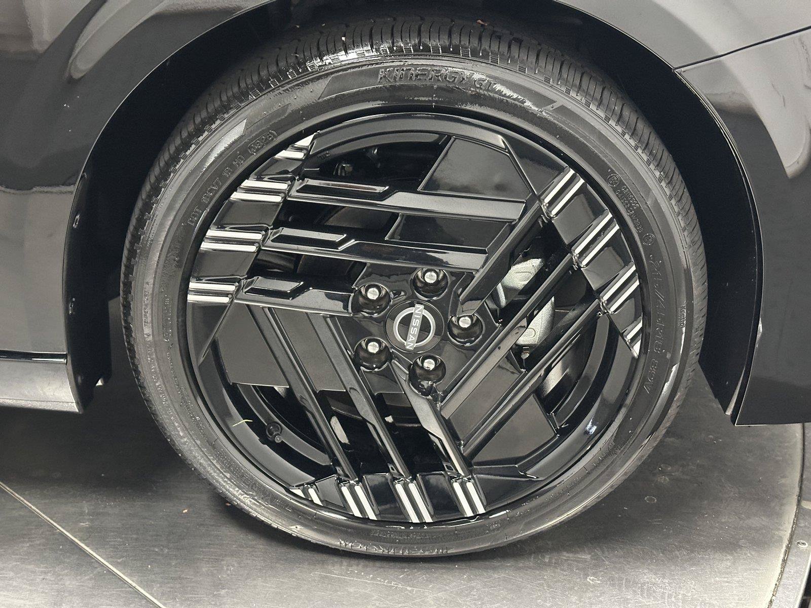 Used 2026 Nissan Sentra SR w/ Floor Mat Package FWD image 17