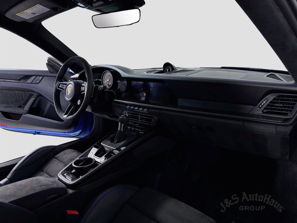 Used 2022 Porsche 911 GT3 RWD image 31