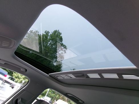 Used 2019 Audi A4 2.0T Premium Plus w/ Premium Plus Package image 8