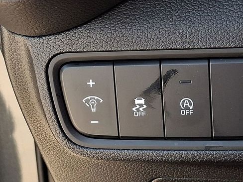 Used 2025 Kia Soul LX w/ LX Technology Package image 23