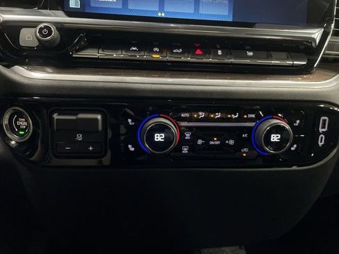 New 2026 Chevrolet Silverado 1500 LT w/ LPO, Liner Protection Package AWD/4WD image 19