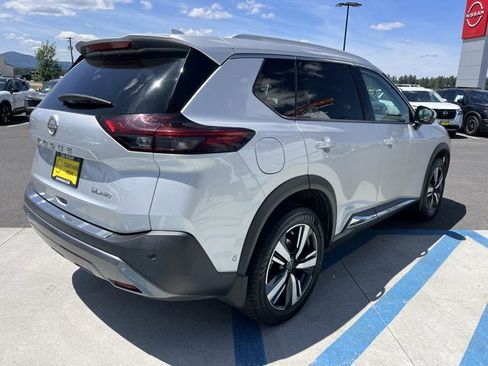 Certified 2022 Nissan Rogue SL w/ SL Premium Package image 4