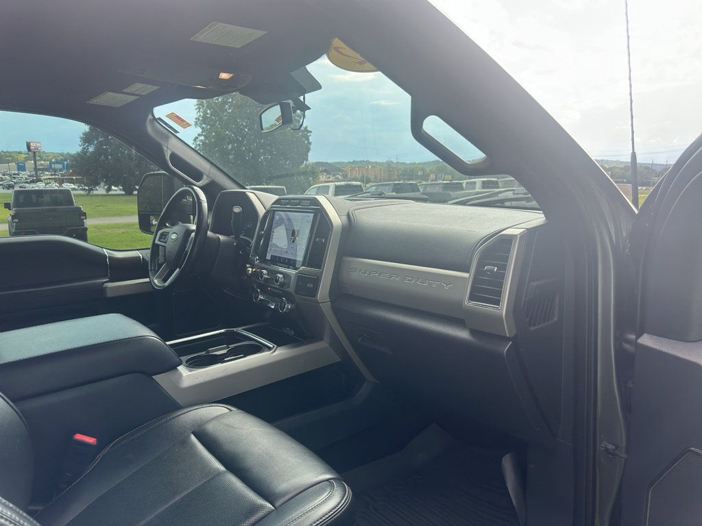 Used 2022 Ford F250 Lariat w/ Lariat Ultimate Package AWD/4WD image 15