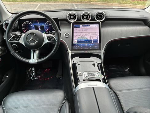 Used 2023 Mercedes-Benz GLC 300 4MATIC image 28