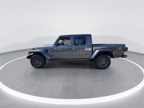 New 2025 Jeep Gladiator Sport image 5