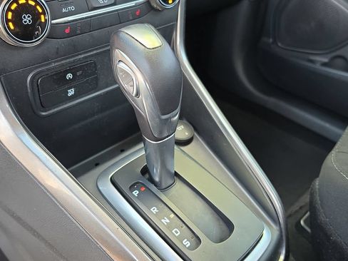 Used 2019 Ford EcoSport SE FWD image 27