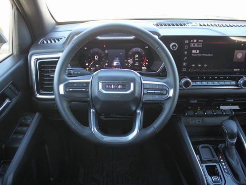 New 2025 GMC Canyon Elevation w/ Convenience Package image 7