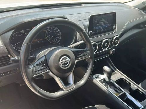 Used 2022 Nissan Sentra SV image 10