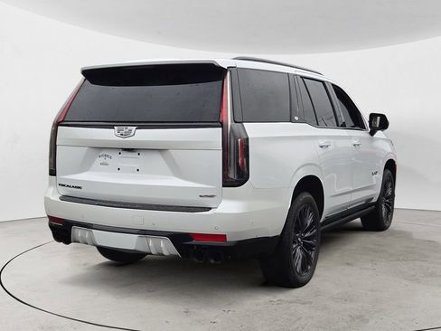 Certified 2024 Cadillac Escalade V w/ LPO, ONYX Package image 6