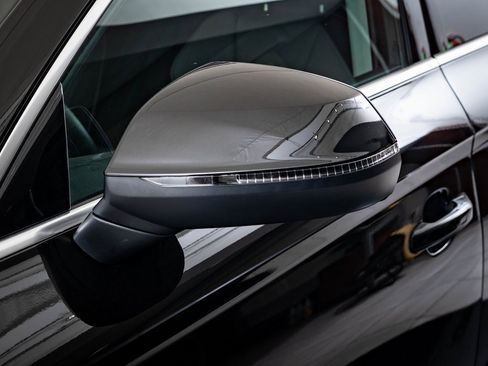 Certified 2024 Audi Q5 2.0T Premium w/ Convenience Package image 16